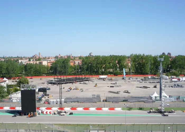 Smart Autodromo Hotel 2*