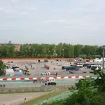 Smart Autodromo 酒店 2*