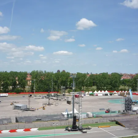 Smart Autodromo Hotel