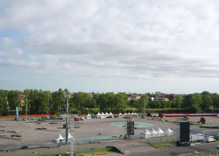 Smart Autodromo Otel Imola