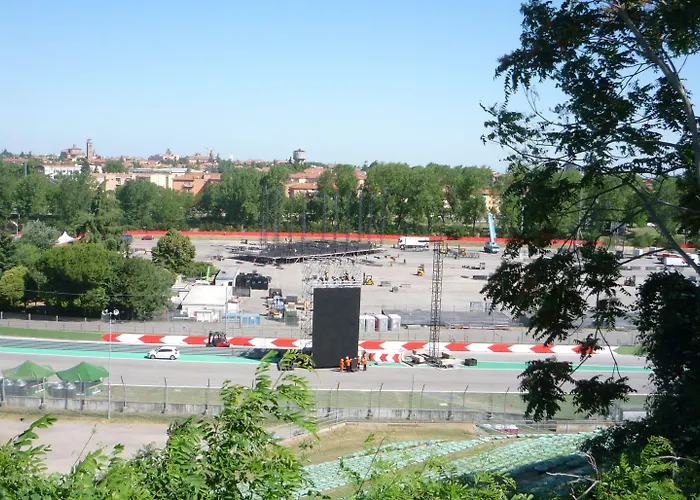 Smart Autodromo Hotel